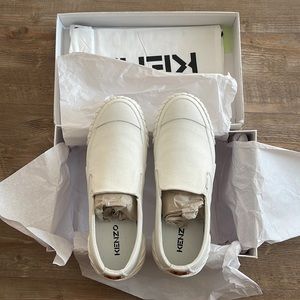 ***SOLD***🐯KENZO SLIP ON CANVAS TIGER CREST TRAINERS🐯